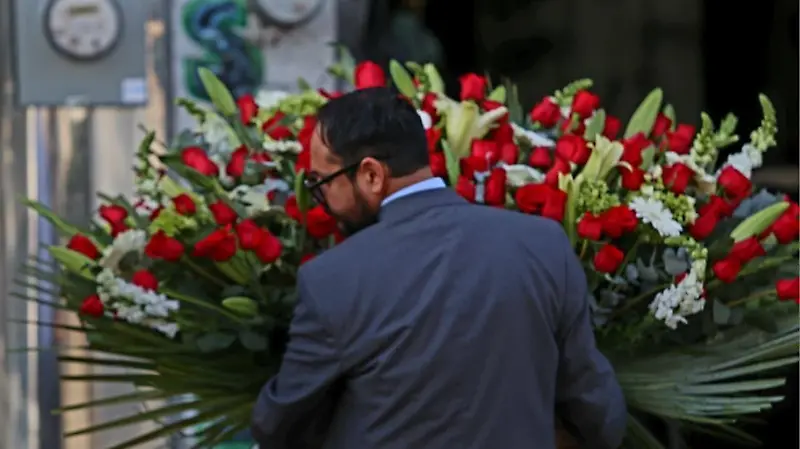 Arreglos florales velorio El Mencho 4